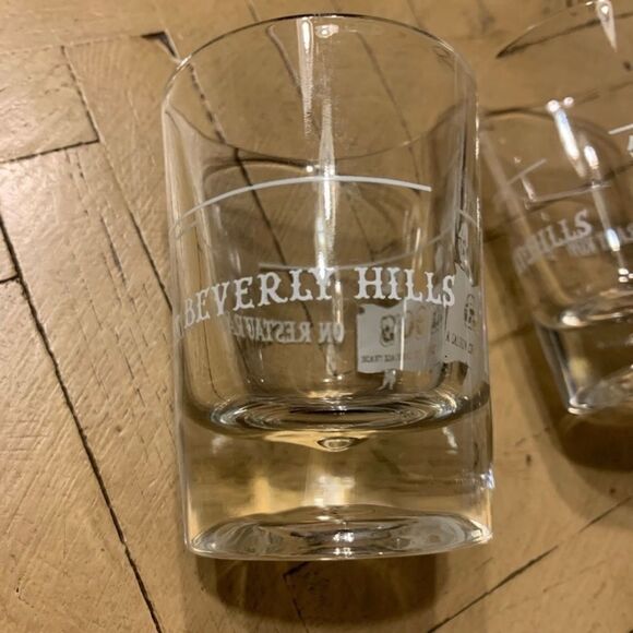 VTG Gay 90s Saloon Whiskey Glasses Beverly Hills - Picture 7 of 11